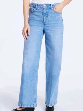 Free Assembly Women's High Rise Relaxed Wide Leg Jeans Sizes 4